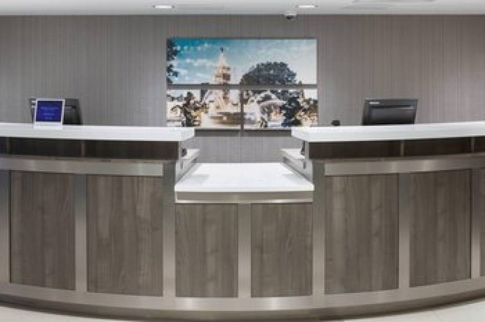 Residence Inn By Marriott Kansas City Country Club Plaza 2