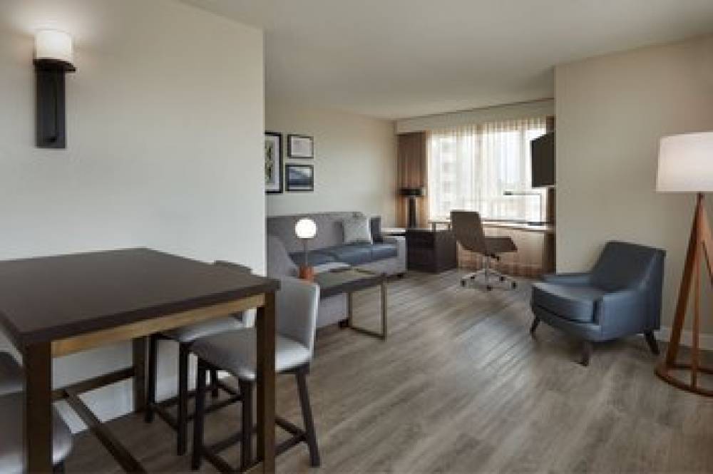 Residence Inn By Marriott London Downtown 3