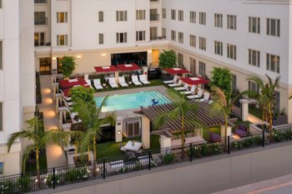 Residence Inn By Marriott Los Angeles Glendale 3