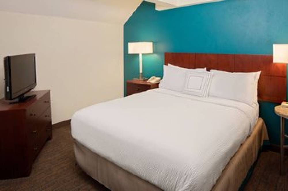 Residence Inn By Marriott Louisville East 8