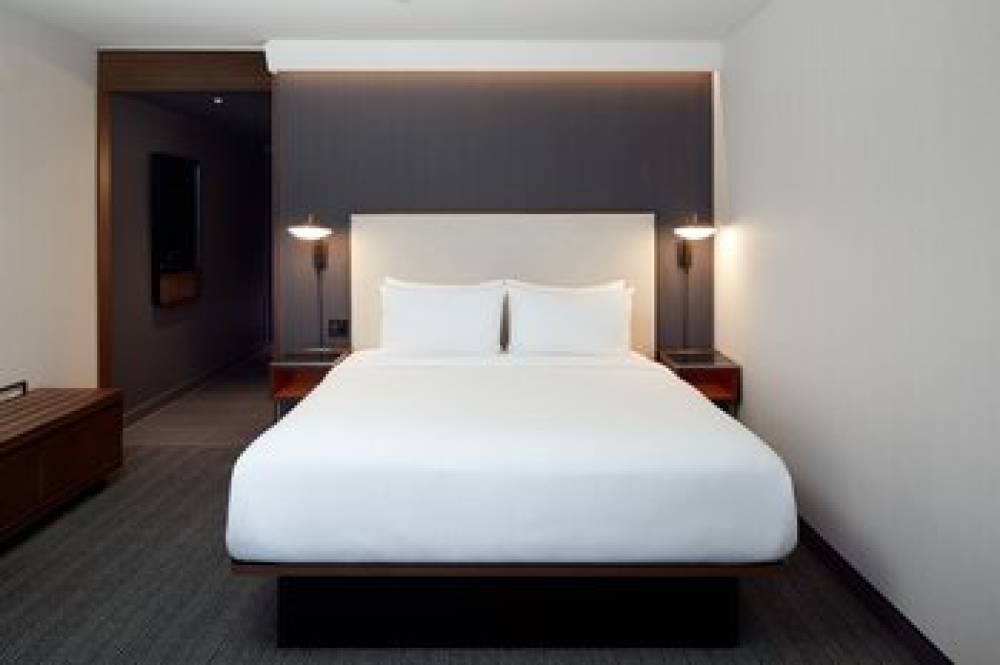 Residence Inn By Marriott Montreal Midtown 10