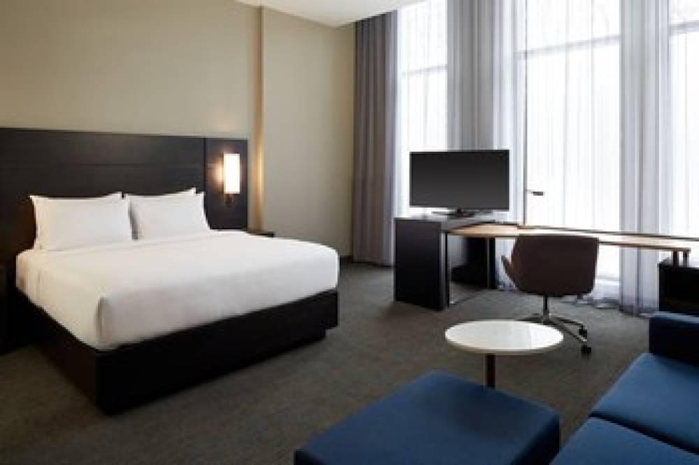 Residence Inn By Marriott Montreal Midtown 8