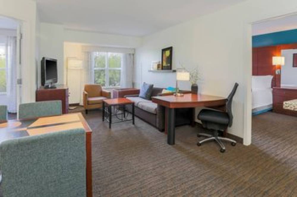 Residence Inn By Marriott Phoenix Glendale Sports & Entertainment District 9