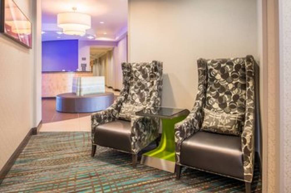 Residence Inn By Marriott Pittsburgh North Shore 9