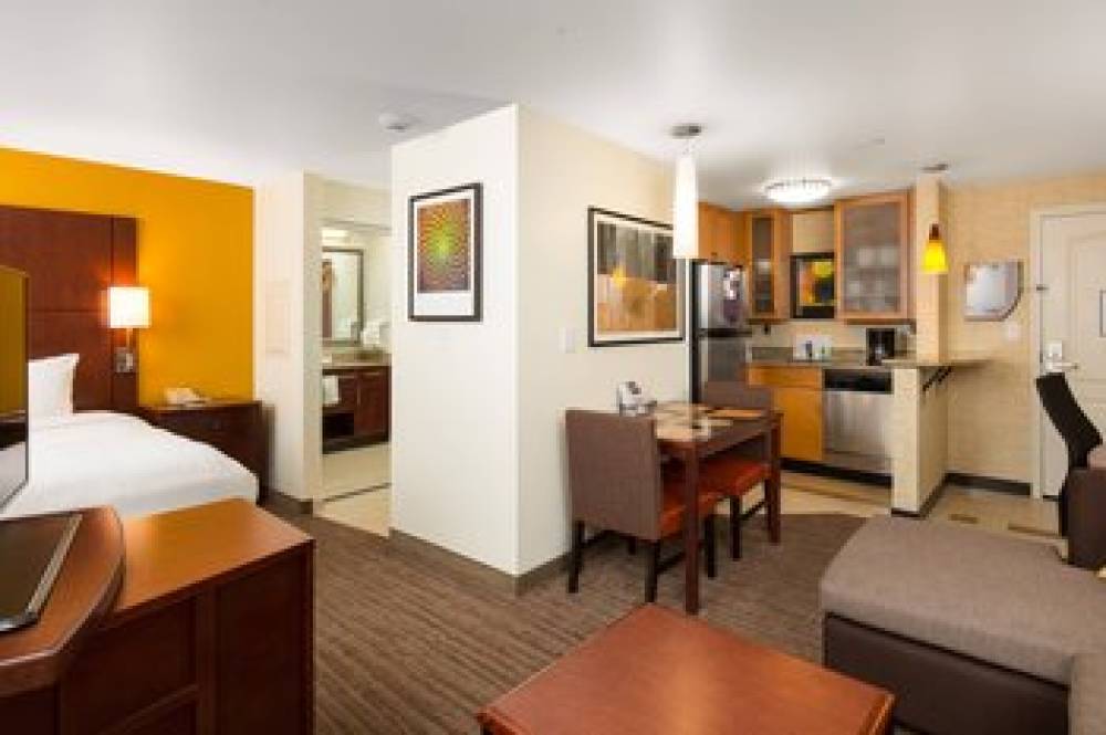 Residence Inn By Marriott Springfield Old Keene Mill 8