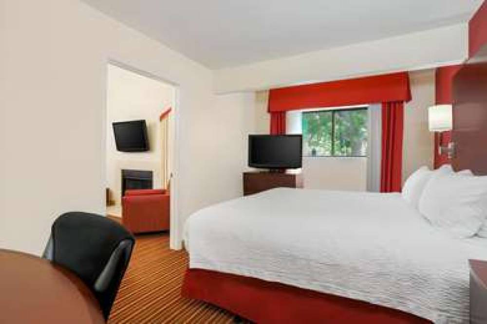 Residence Inn By Marriott St Louis Galleria 9