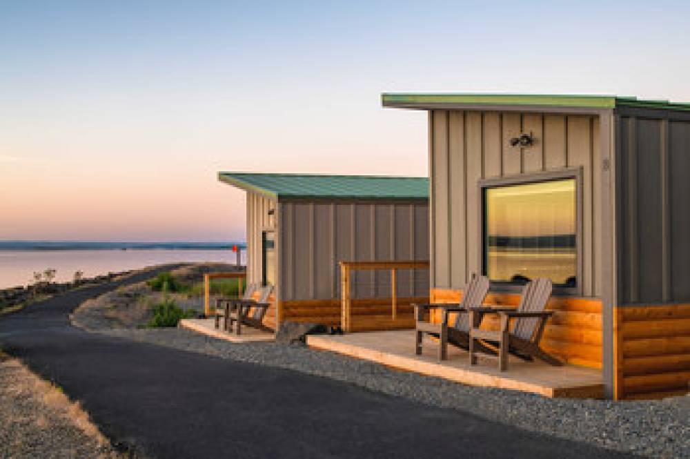 RIVER LODGE AND CABINS 5