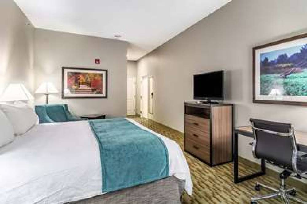 RIVERVIEW INN AND SUITES ASCEND HOT 10