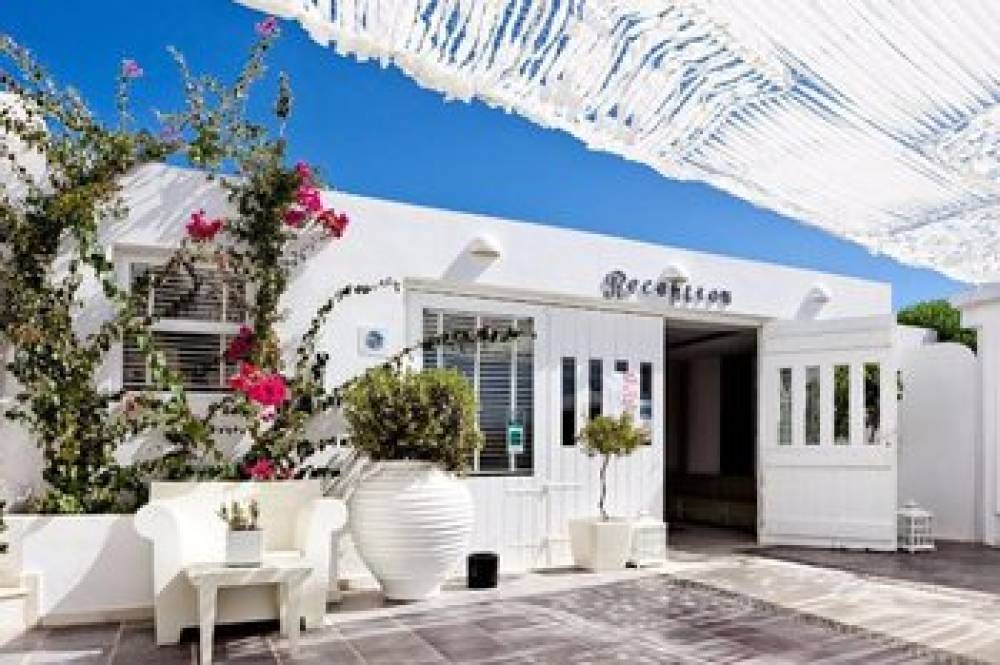 ROCABELLA SANTORINI HOTEL AND SPA 1