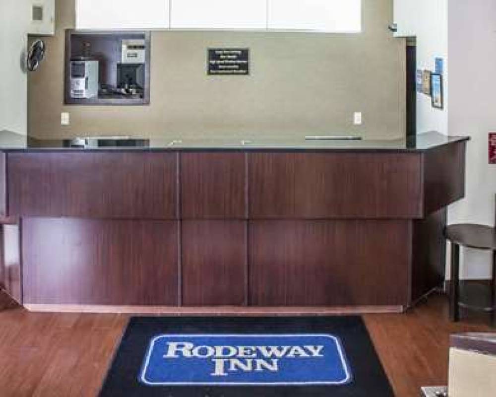 Rodeway Inn Airport 7