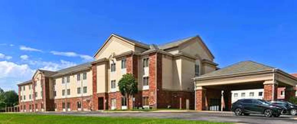 RODEWAY INN AND SUITES CATOOSA 1