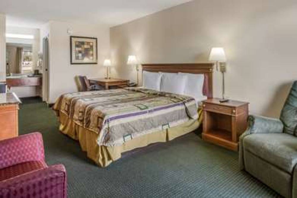 RODEWAY INN AND SUITES DUBLIN 6