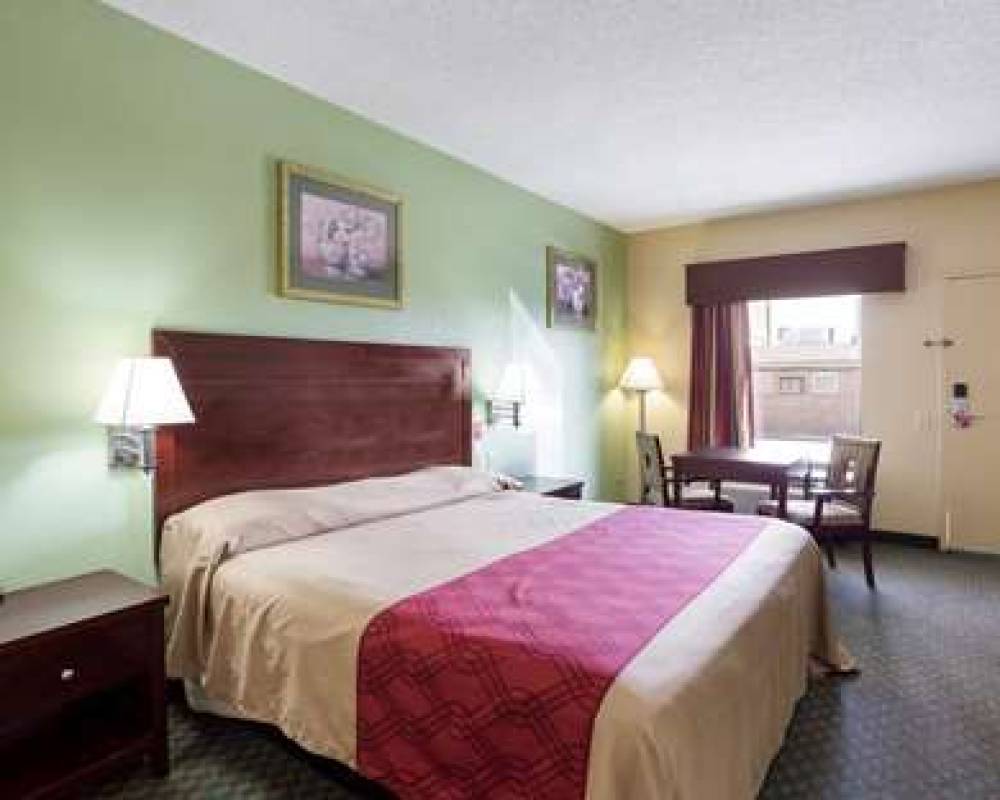 RODEWAY INN AND SUITES NEW ORLEANS 7