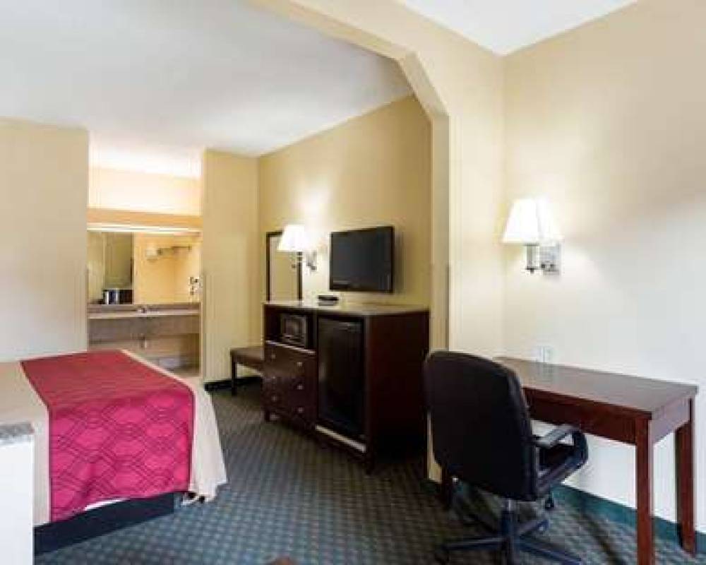 RODEWAY INN AND SUITES NEW ORLEANS 6