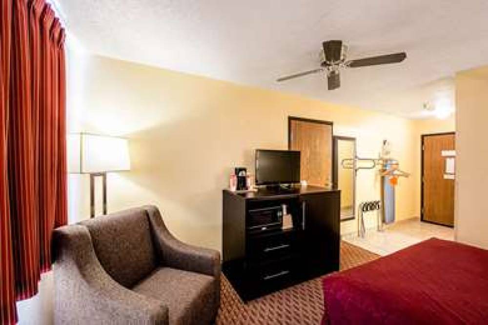 RODEWAY INN AND SUITES 8