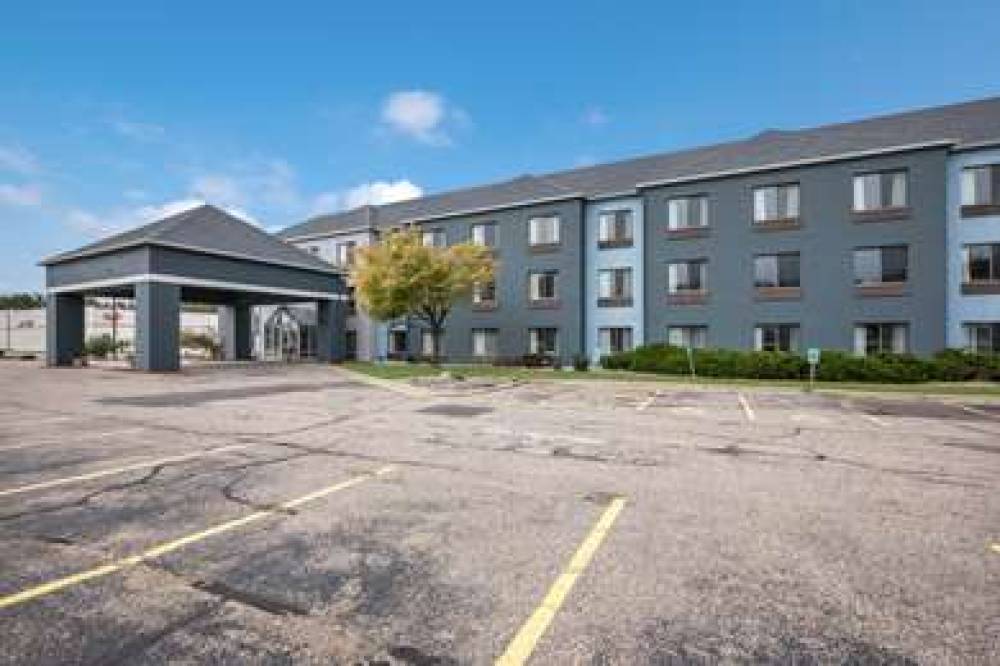 RODEWAY INN AND SUITES STEVENS POIN 1