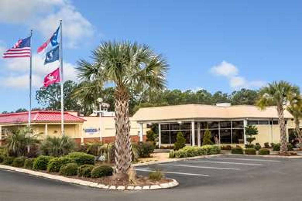 RODEWAY INN AND SUITES WILMINGTON N 1