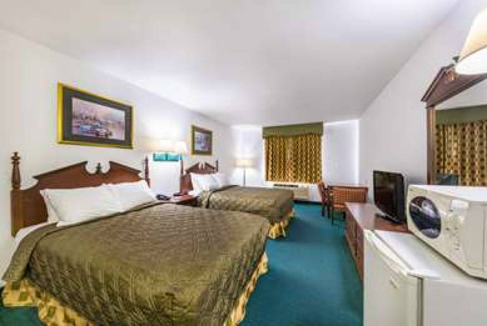 RODEWAY INN DECATUR 7