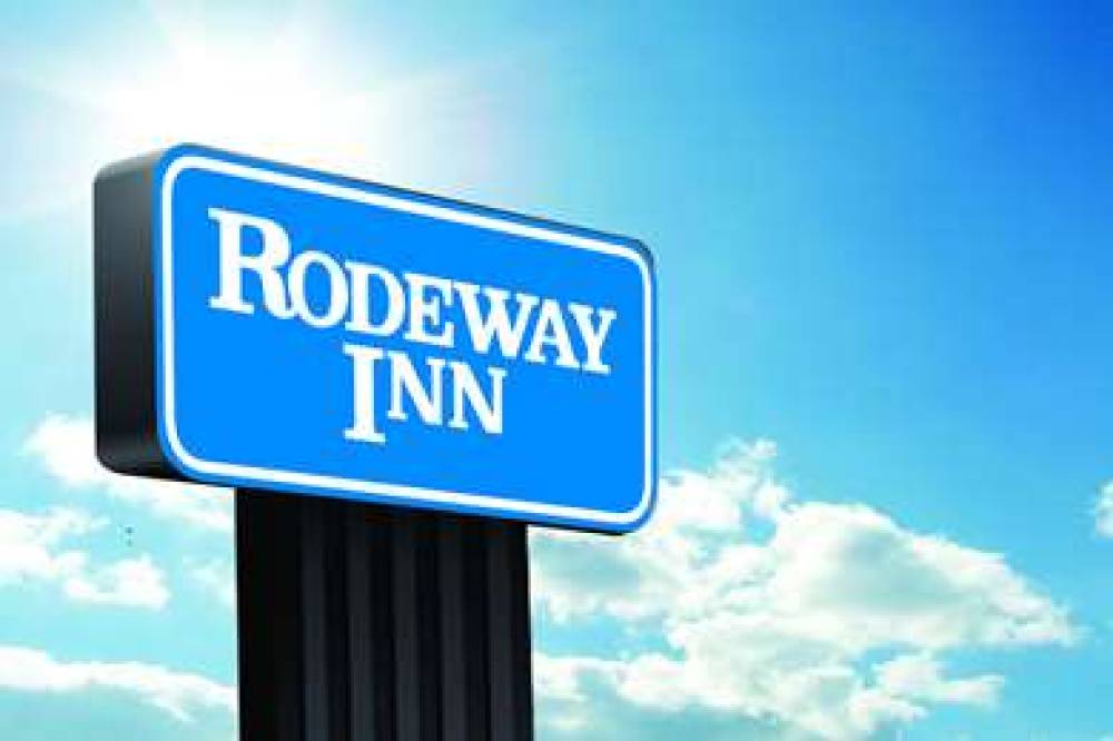 RODEWAY INN FENTON 1