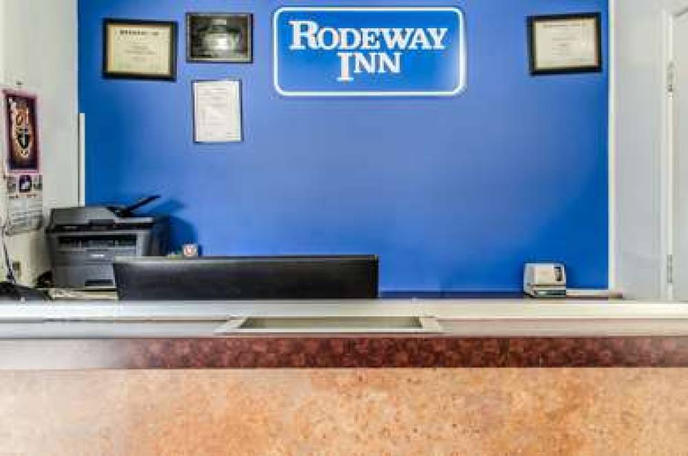 Rodeway Inn 5