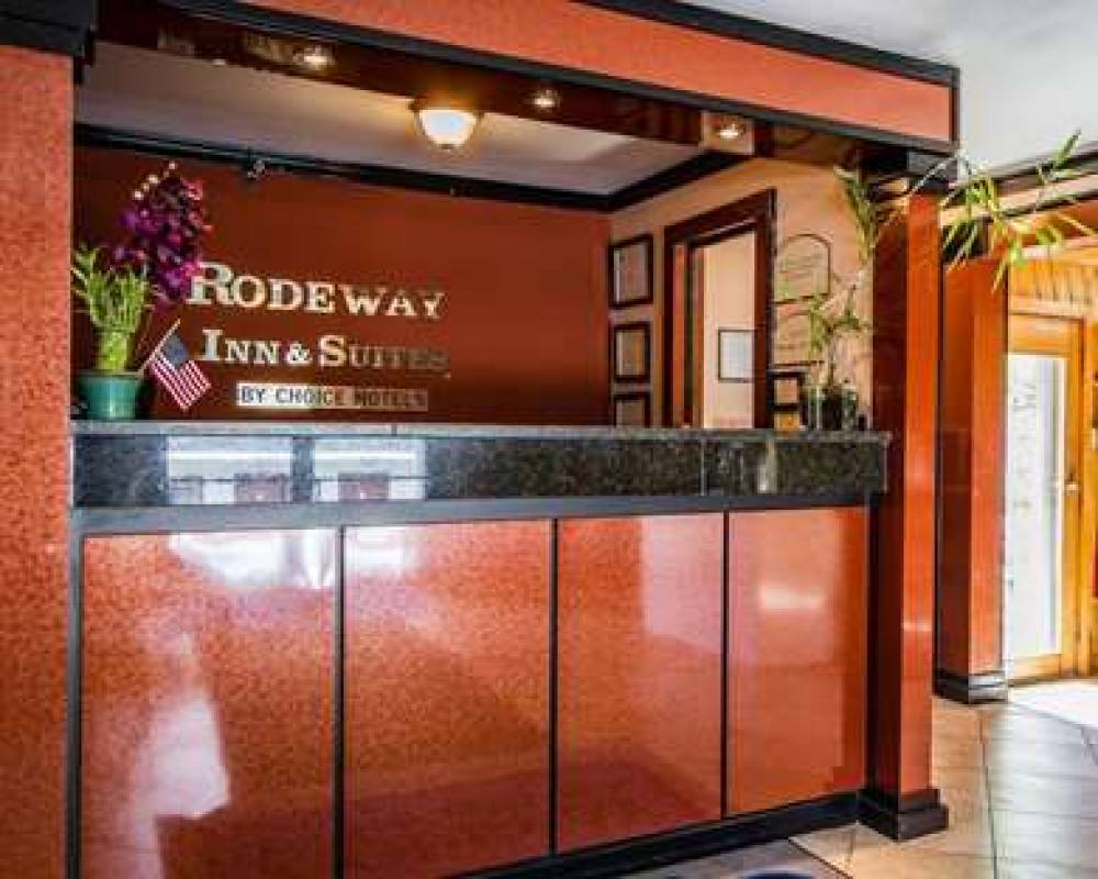 Rodeway Inn & Suites Brunswick Near Hwy 1 6