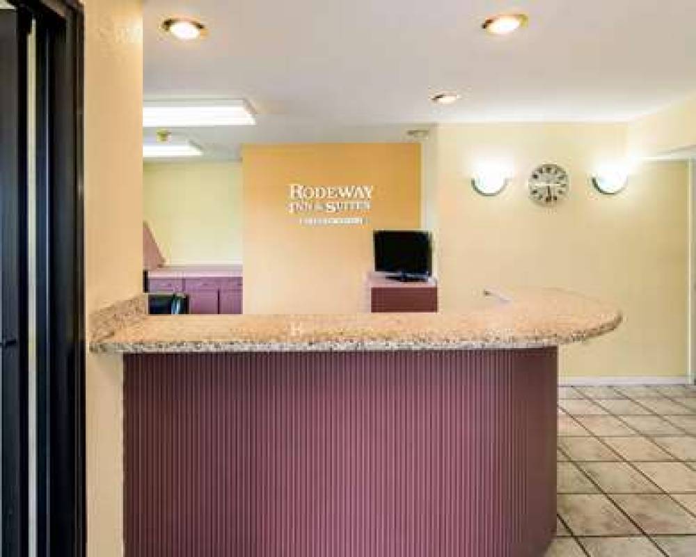 Rodeway Inn & Suites Hwy 290 NW 8