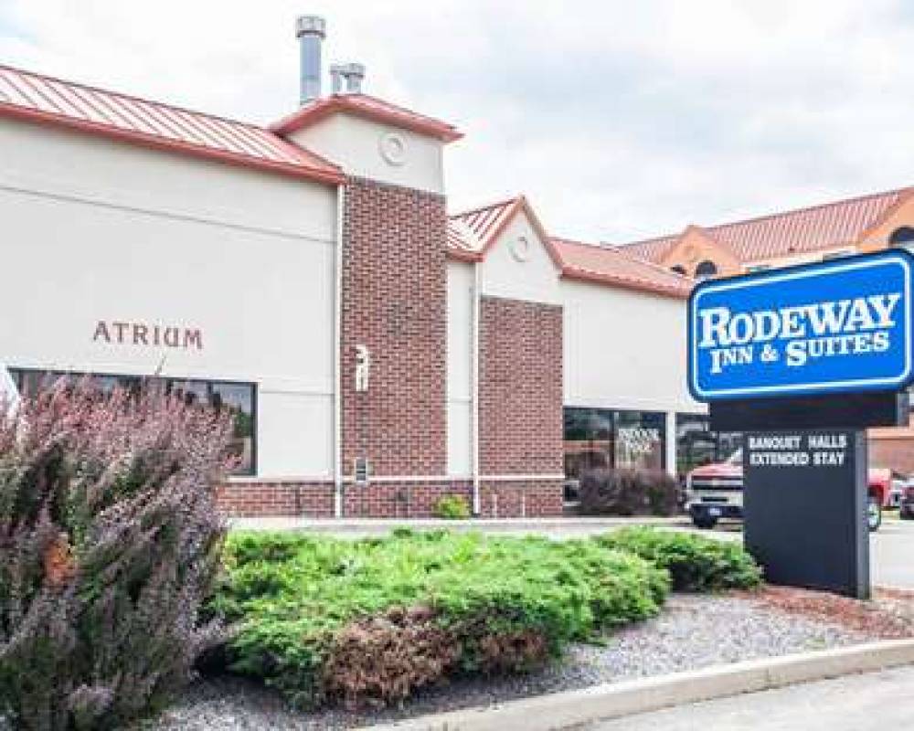 Rodeway Inn & Suites Milwaukee Airport 1