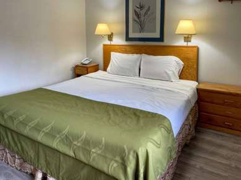 RODEWAY INN & SUITES OMAK - OKANOGA 6