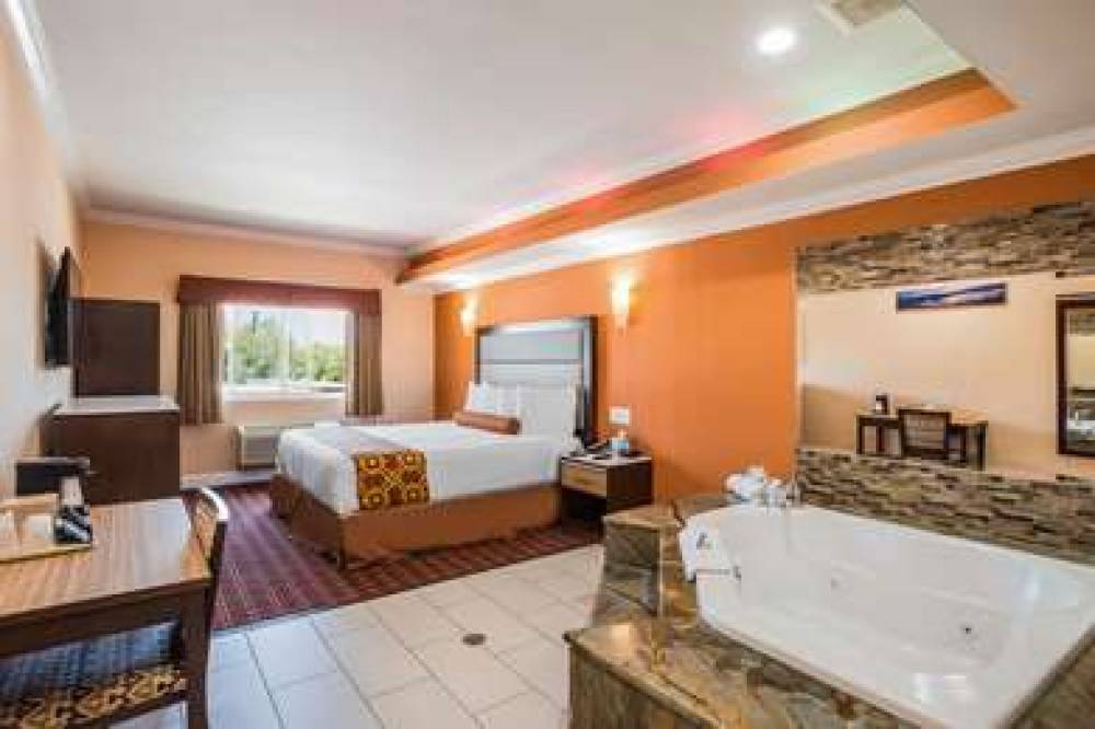 Rodeway Inn & Suites Pasadena 7