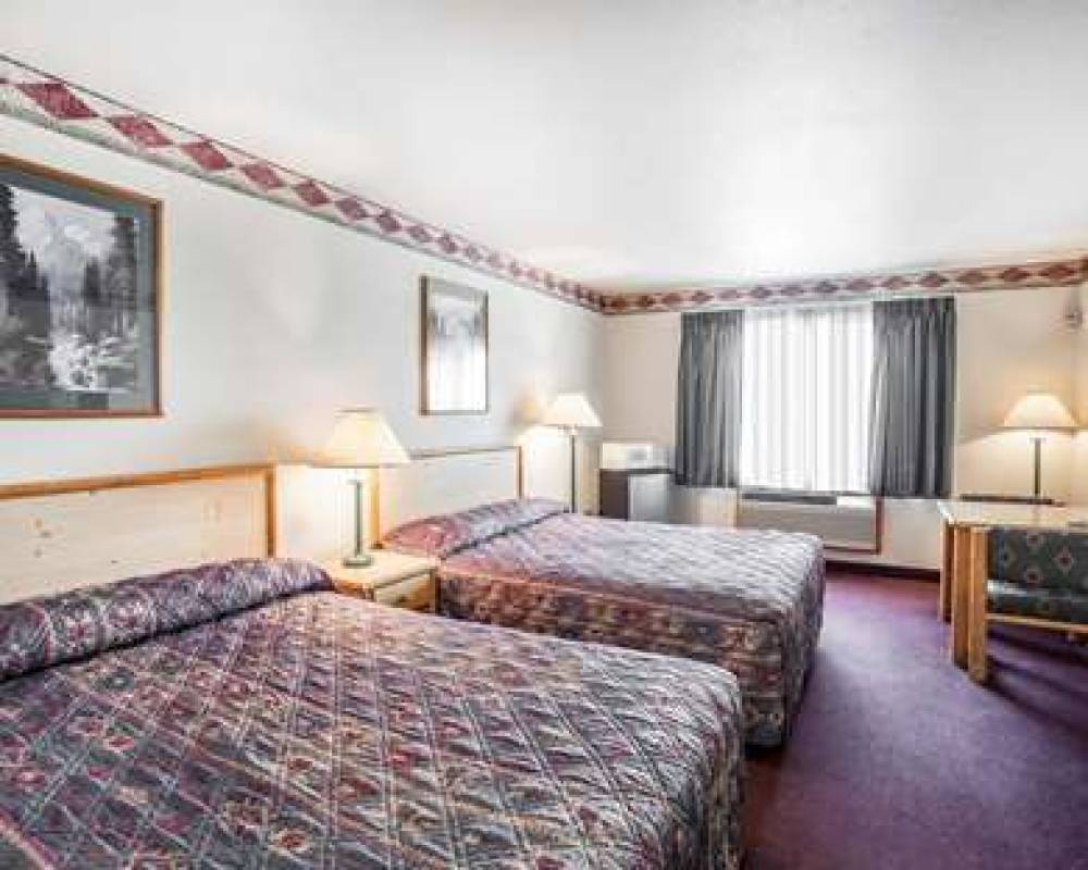 Rodeway Inn & Suites 9