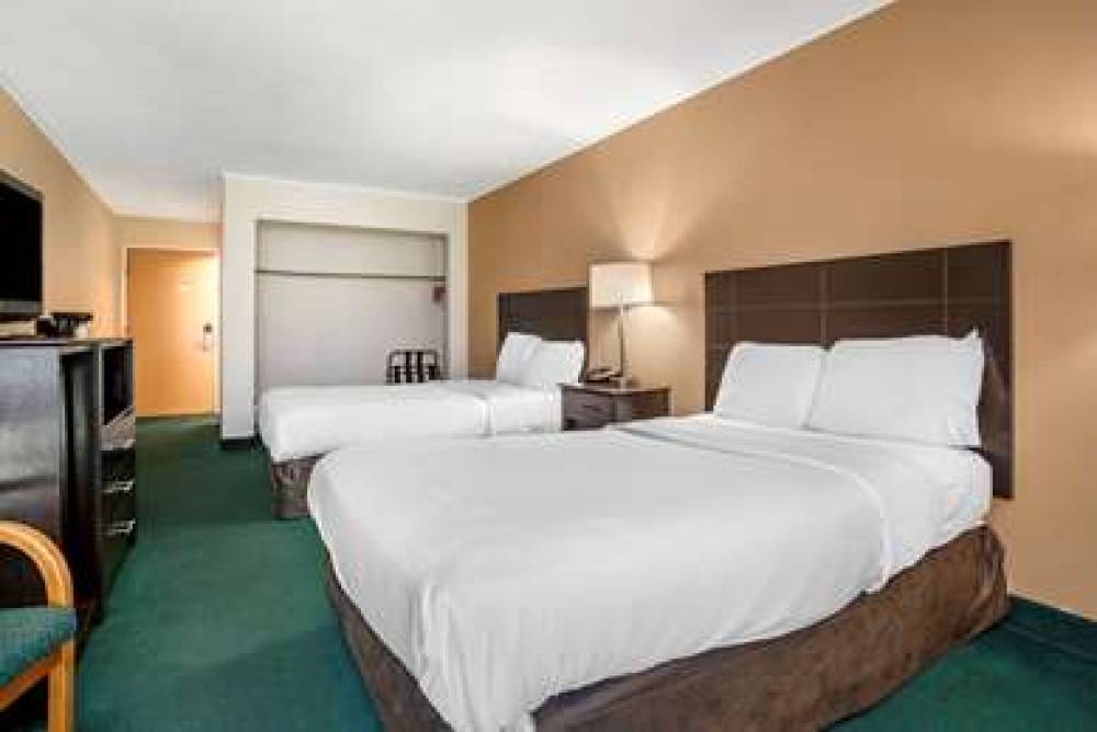 Rodeway Inn & Suites 7