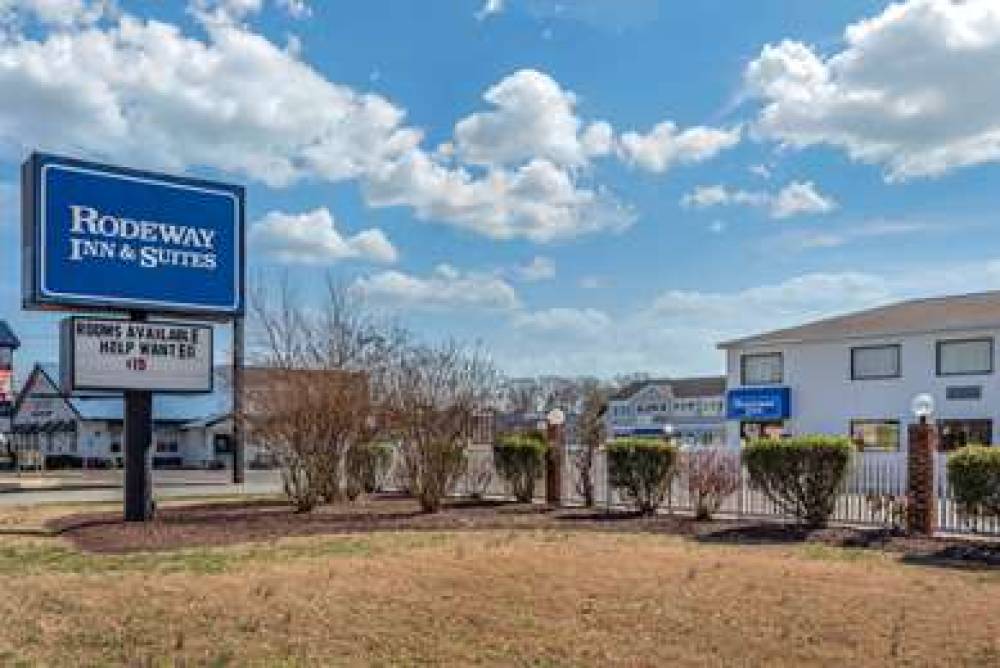 Rodeway Inn & Suites