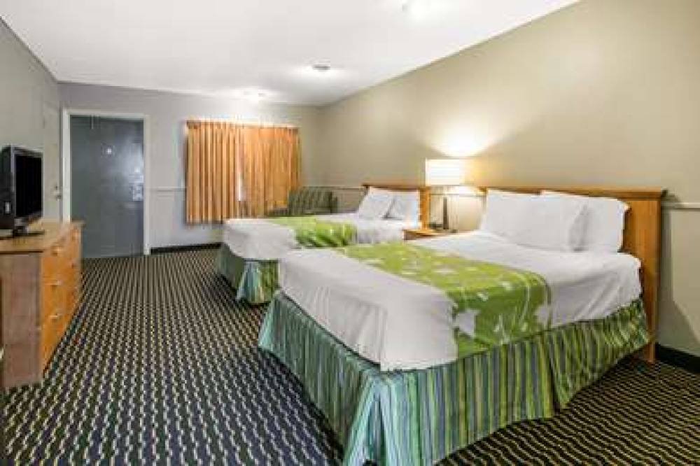 RODEWAY INN & SUITES WINTER HAVEN C 10