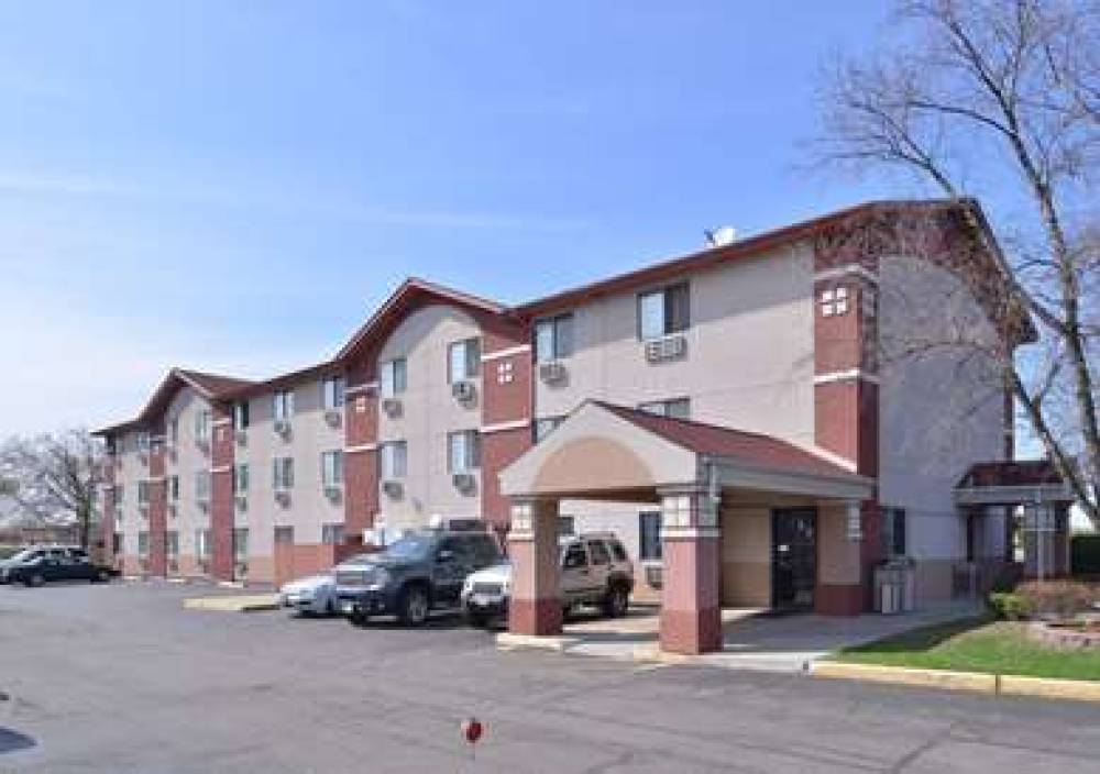 RODEWAY INN WAUKEGAN - GURNEE 1