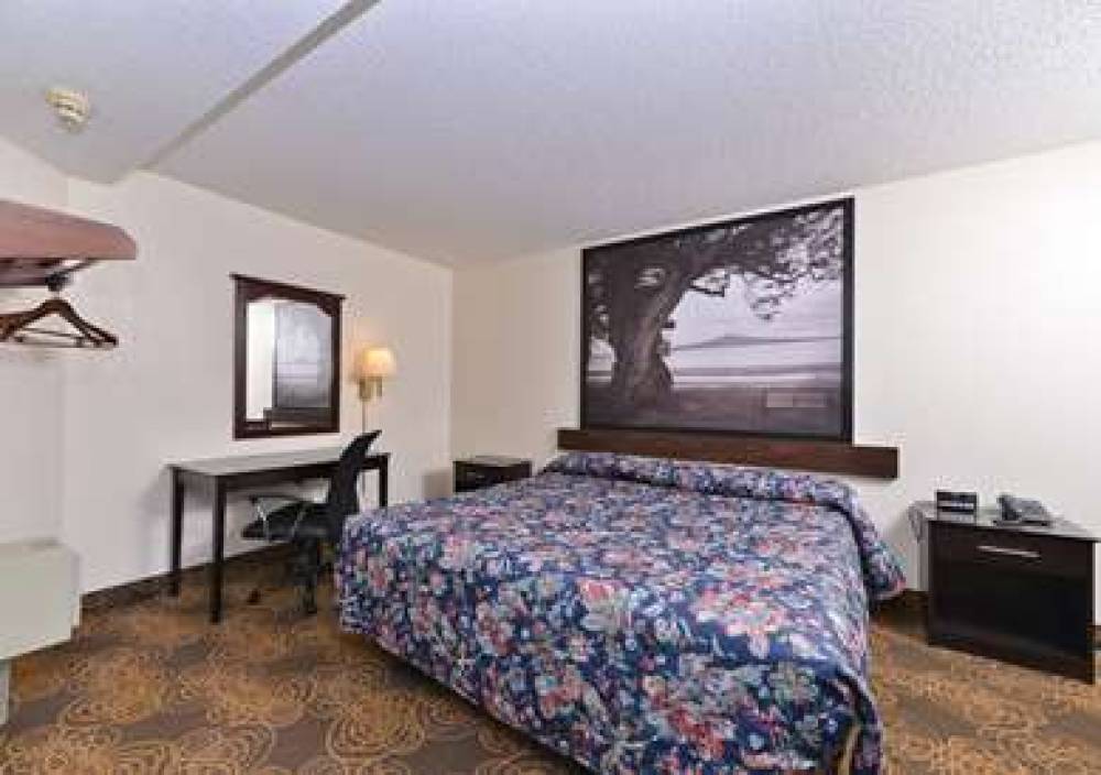 RODEWAY INN WAUKEGAN - GURNEE 6