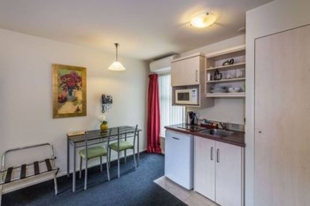 ROMA ON RICCARTON LUXURY MOTEL 9