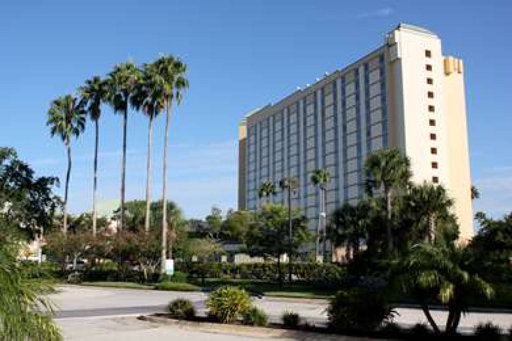 ROSEN PLAZA HOTEL 8