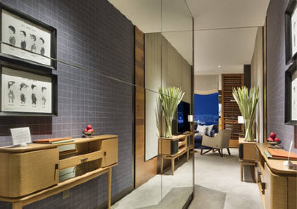 ROSEWOOD HONG KONG 9