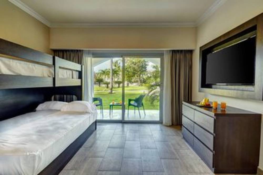 ROYALTON SPLASH PUNTA CANA 10