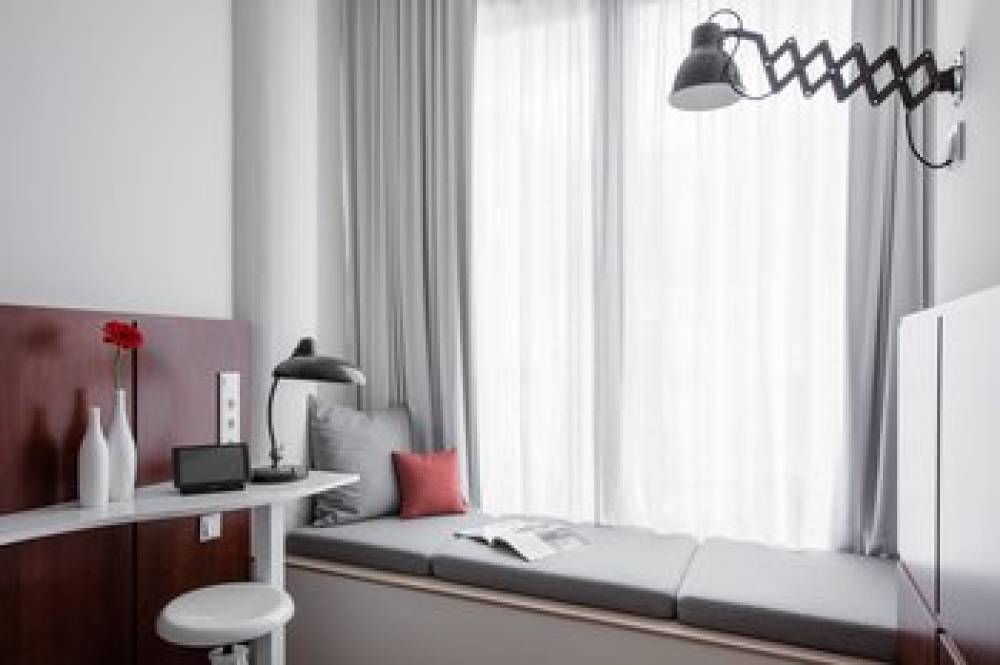 RUBY LILLY HOTEL MUNICH 3