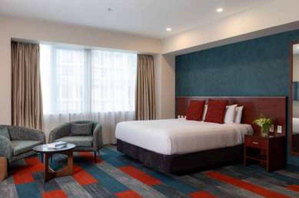 RYDGES AUCKLAND............ 8