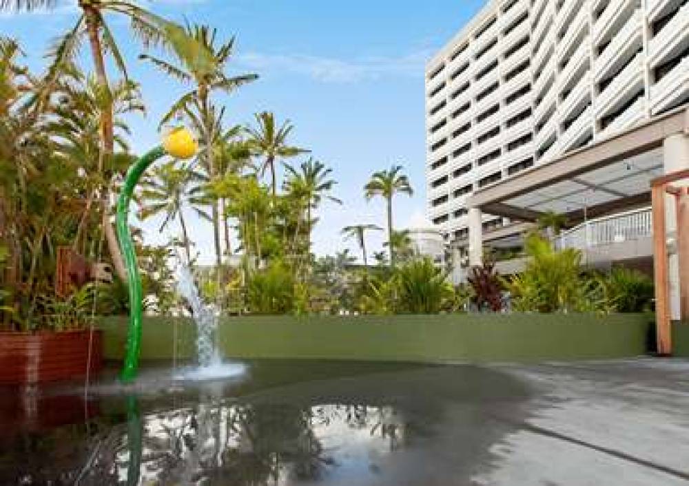 Rydges Esplanade Resort Cairns