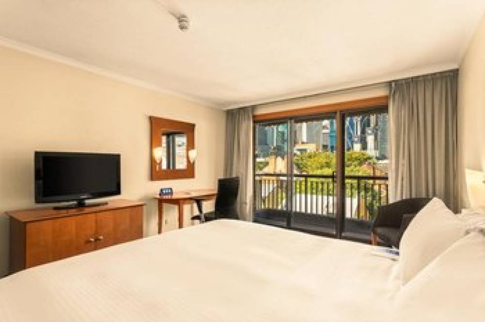 RYDGES SYDNEY HARBOUR 3