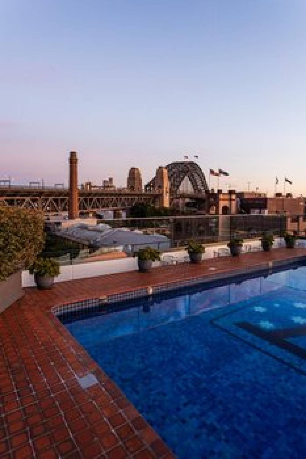 RYDGES SYDNEY HARBOUR 9