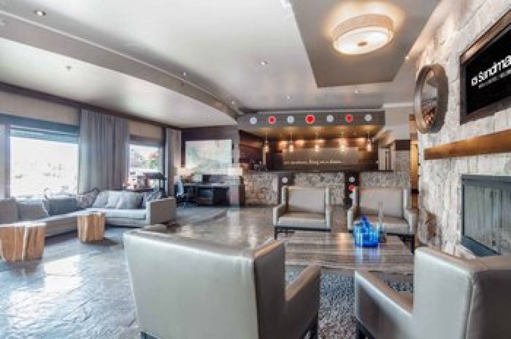 Sandman Hotel & Suites Kelowna 4