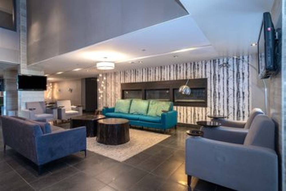 SANDMAN SIGNATURE HOTEL AND SUITES 8