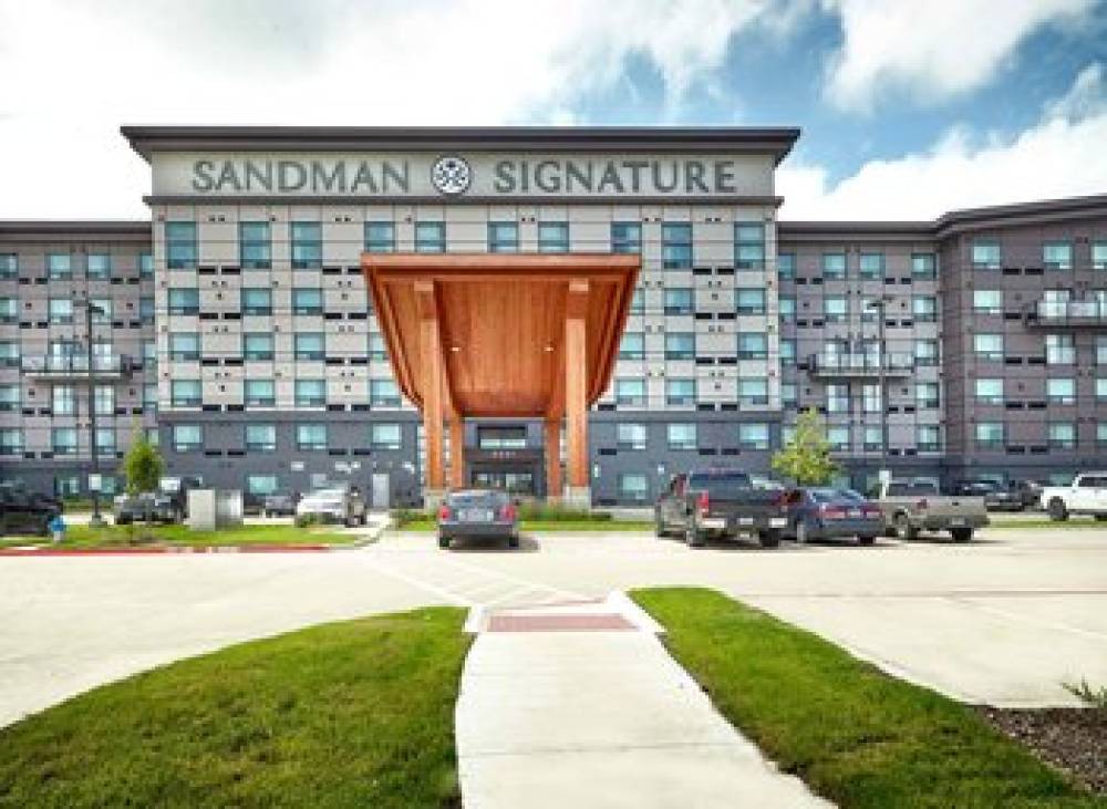 SANDMAN SIGNATURE PLANO TEXAS HOTEL 2