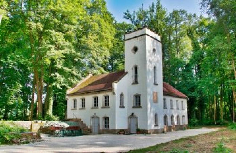 Schloss Burgellern 8