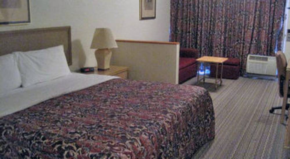 SCOTTISH INNS SUITES MERKEL 6