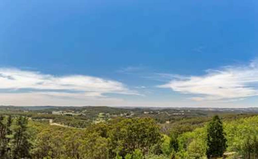 SEQUOIA LODGE ADELAIDE HILLS 8